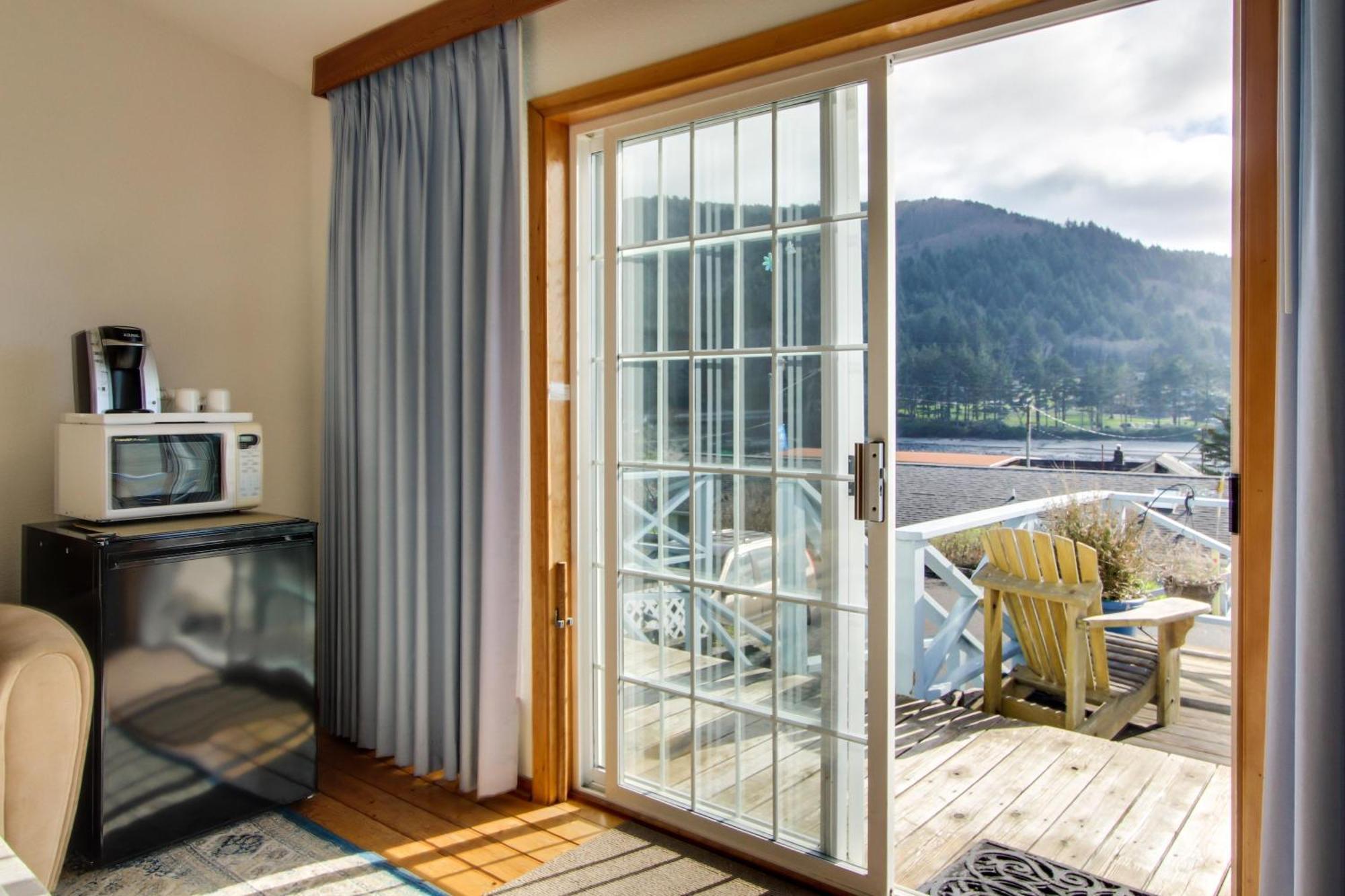 Ocean Cove Inn Yachats Ngoại thất bức ảnh