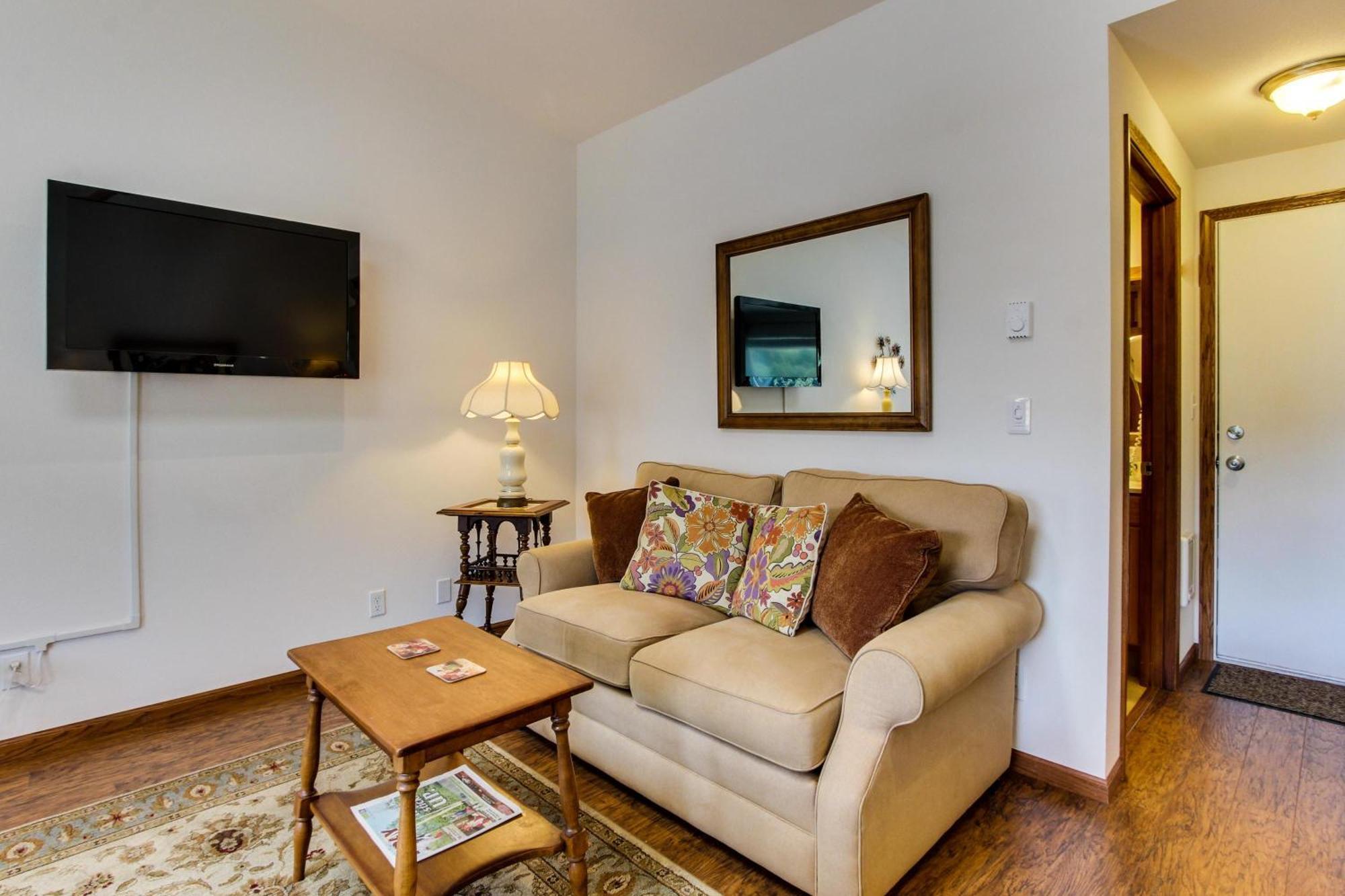 Ocean Cove Inn Yachats Phòng bức ảnh