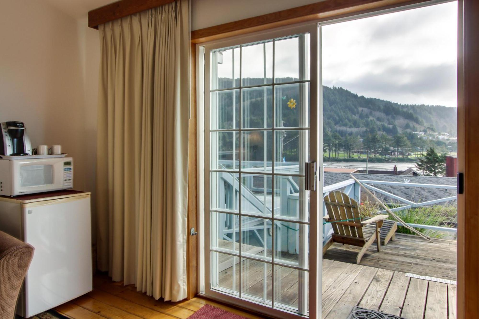 Ocean Cove Inn Yachats Ngoại thất bức ảnh