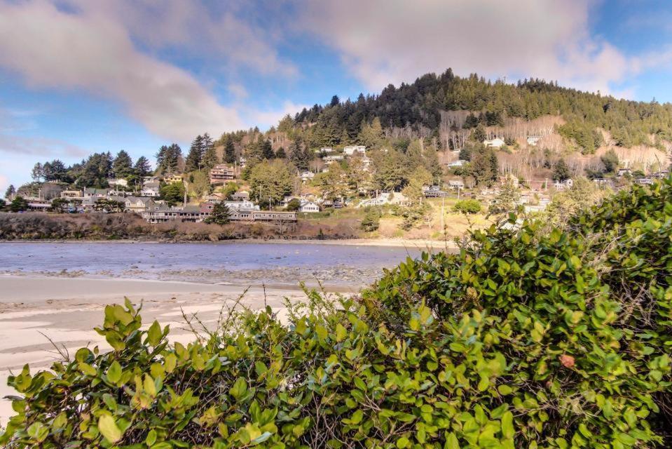 Ocean Cove Inn Yachats Ngoại thất bức ảnh